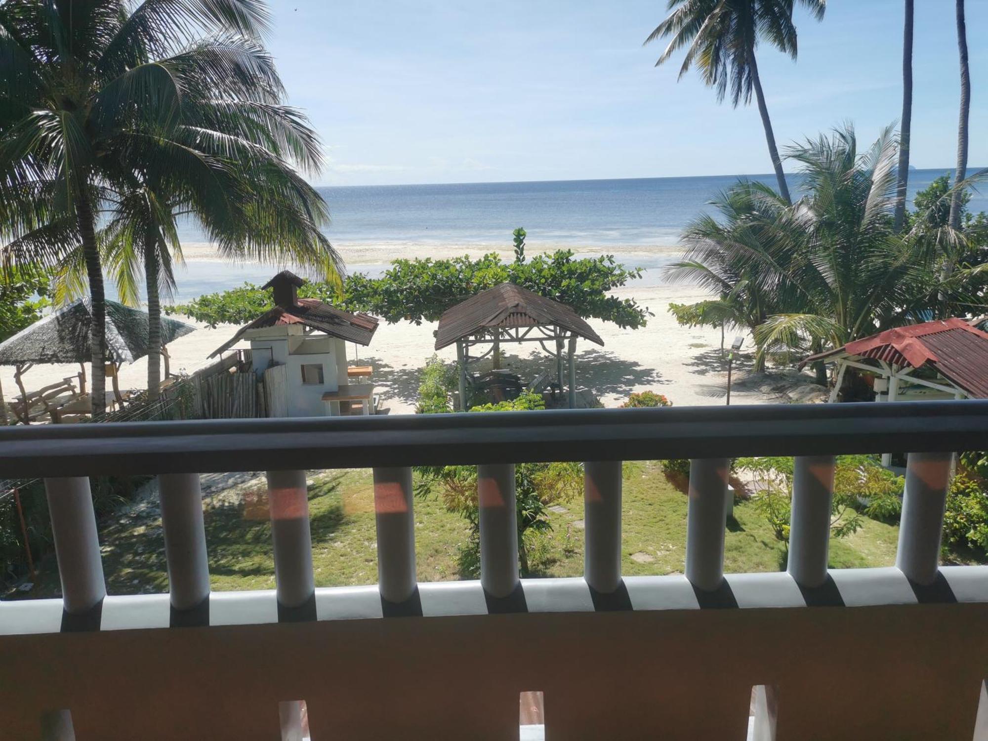 Tropicasa Siquijor Seafront Guest House Solangon Exterior photo